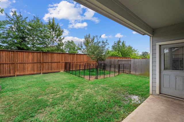 1325 Mount Bassie Trail, Conroe, TX 77301
