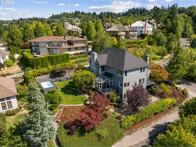 8711 Nw BENSON St, Portland, OR 97229