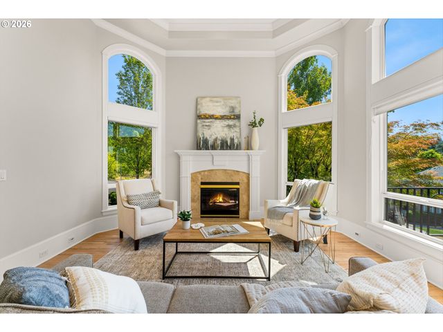 8711 Nw BENSON St, Portland, OR 97229