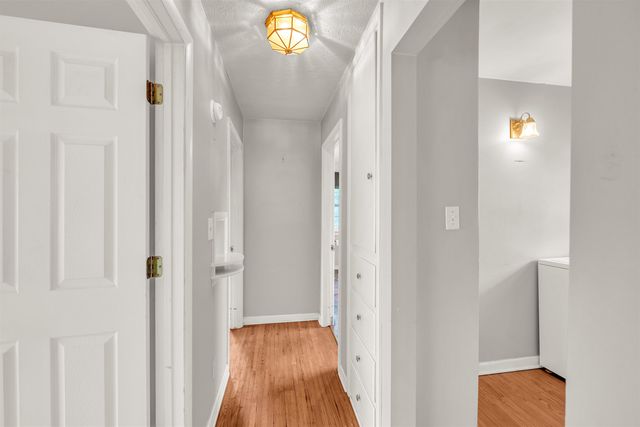 1101 E Denver Dr, Park City, KS 67219