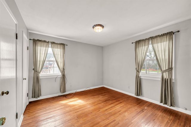 1101 E Denver Dr, Park City, KS 67219