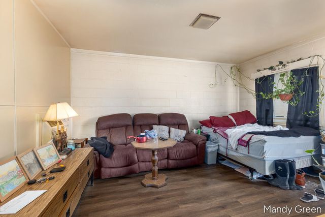 9896 11 Mile Road, Morton Twp, MI 49332