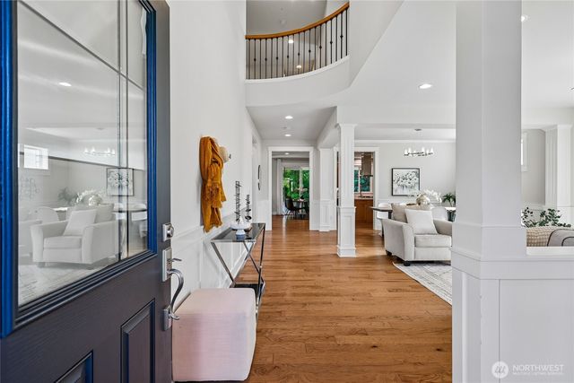22907 SE 52nd Street, Issaquah, WA 98029