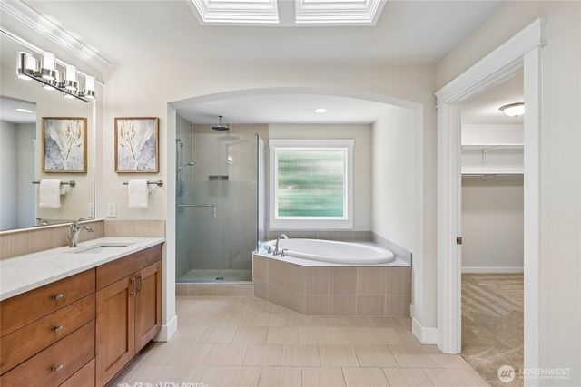 22907 SE 52nd Street, Issaquah, WA 98029