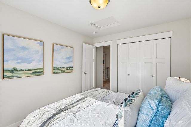 22907 SE 52nd Street, Issaquah, WA 98029