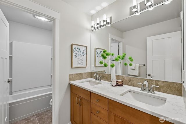 22907 SE 52nd Street, Issaquah, WA 98029