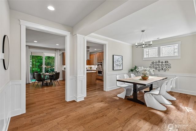 22907 SE 52nd Street, Issaquah, WA 98029
