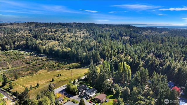 1991 E Beachwood Drive, Freeland, WA 98249