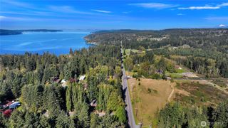 1991 E Beachwood Drive, Freeland, WA 98249