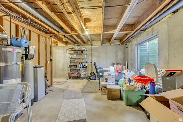 11871 S BLUE HERON DR, Draper, UT 84020