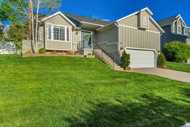 11871 S BLUE HERON DR, Draper, UT 84020