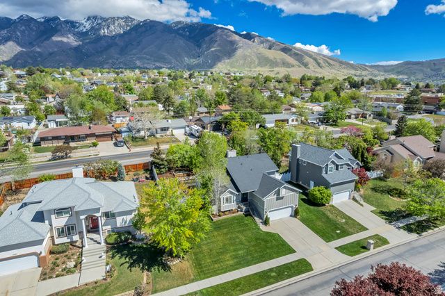 11871 S BLUE HERON DR, Draper, UT 84020