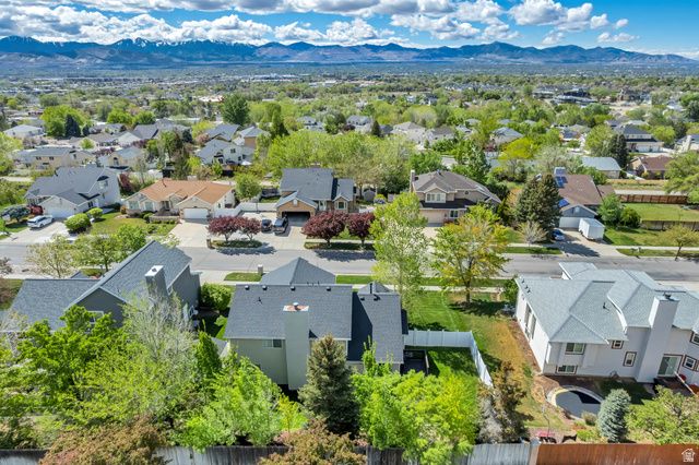 11871 S BLUE HERON DR, Draper, UT 84020