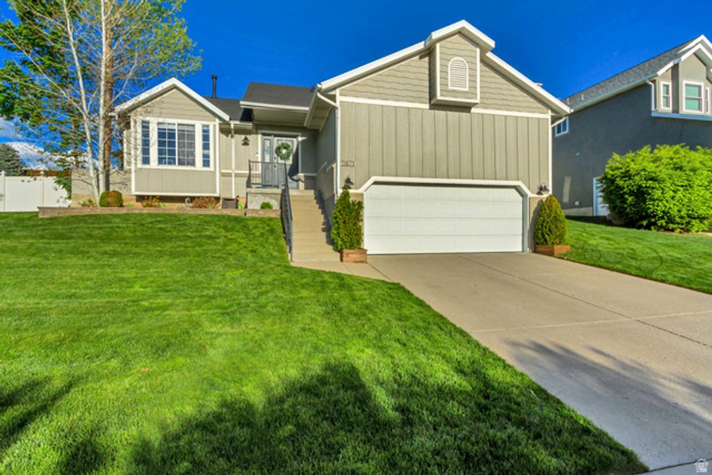 11871 S BLUE HERON DR, Draper, UT 84020