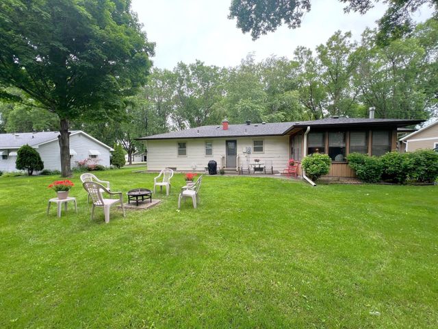 1804 7th Street SW, Willmar, MN 56201