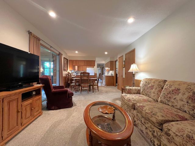 1804 7th Street SW, Willmar, MN 56201