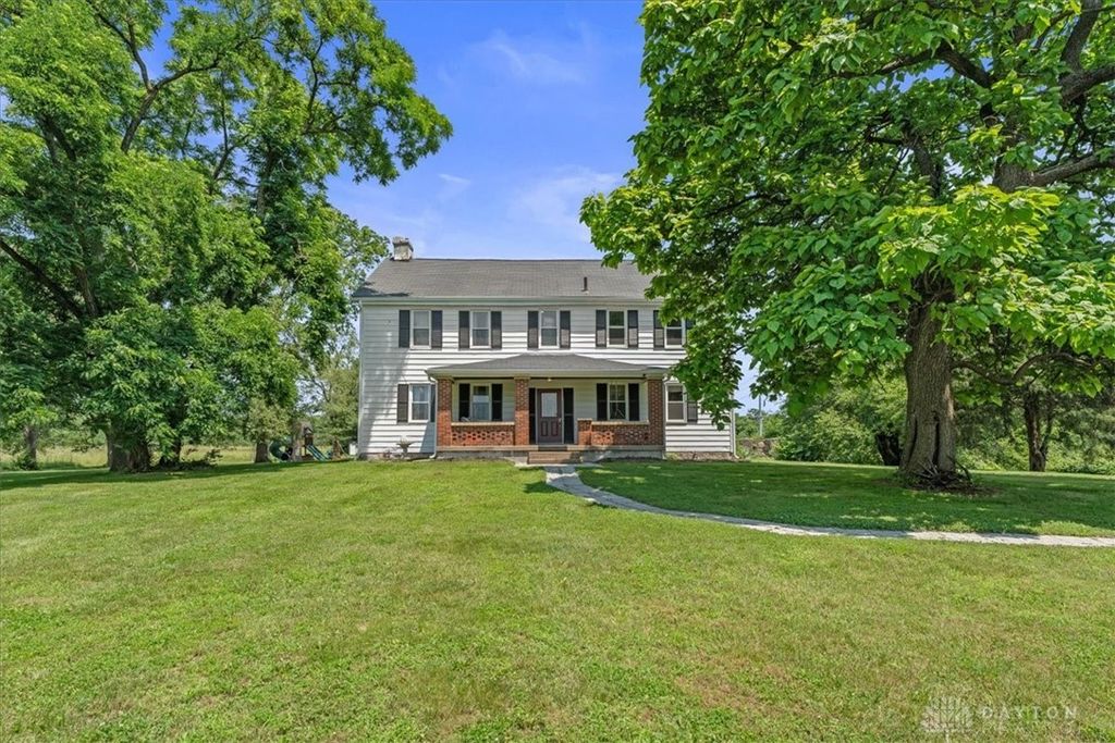 6328 Sycamore Road, Trenton, OH 45067
