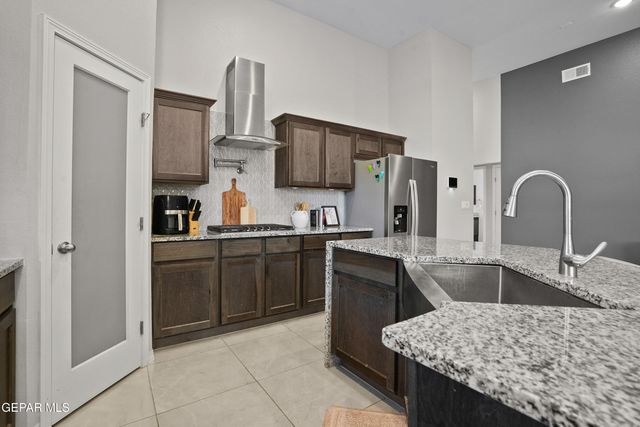 12401 NORTE CHICO Place, El Paso, TX 79934