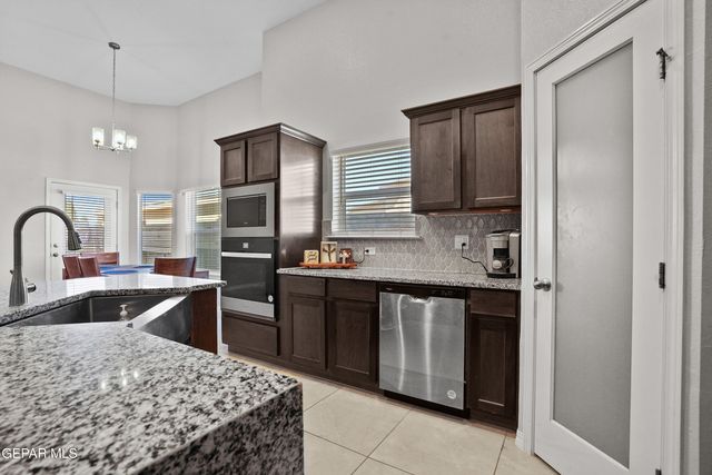 12401 NORTE CHICO Place, El Paso, TX 79934