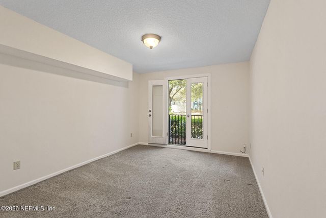 13715 RICHMOND PARK Drive N 304, Jacksonville, FL 32224