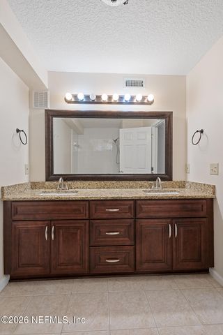 13715 RICHMOND PARK Drive N 304, Jacksonville, FL 32224