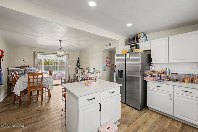 5936 E Hawthorne Street, Tucson, AZ 85711