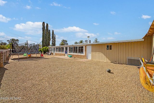 5936 E Hawthorne Street, Tucson, AZ 85711