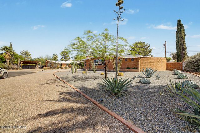 5936 E Hawthorne Street, Tucson, AZ 85711