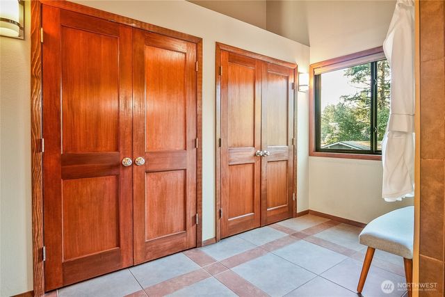 11011 NE 140th Street, Kirkland, WA 98034