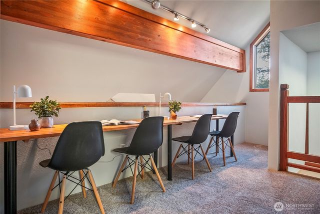 11011 NE 140th Street, Kirkland, WA 98034