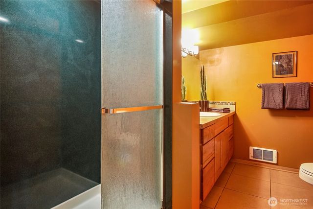 11011 NE 140th Street, Kirkland, WA 98034