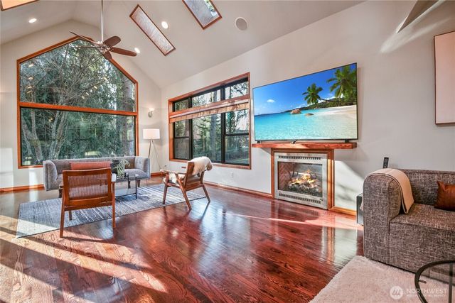 11011 NE 140th Street, Kirkland, WA 98034