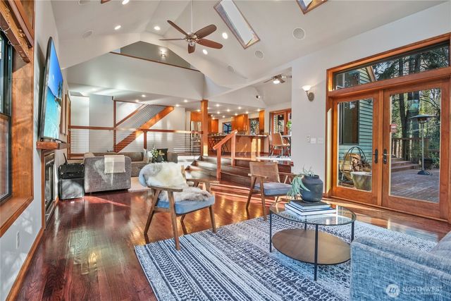 11011 NE 140th Street, Kirkland, WA 98034