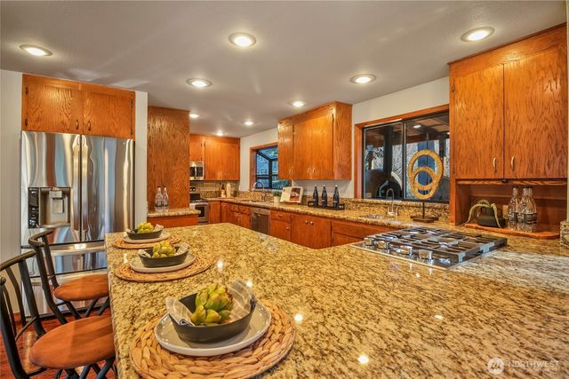 11011 NE 140th Street, Kirkland, WA 98034