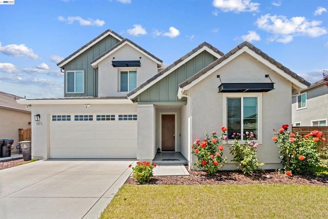 3482 Dobbins Ct, Lathrop, CA 95330