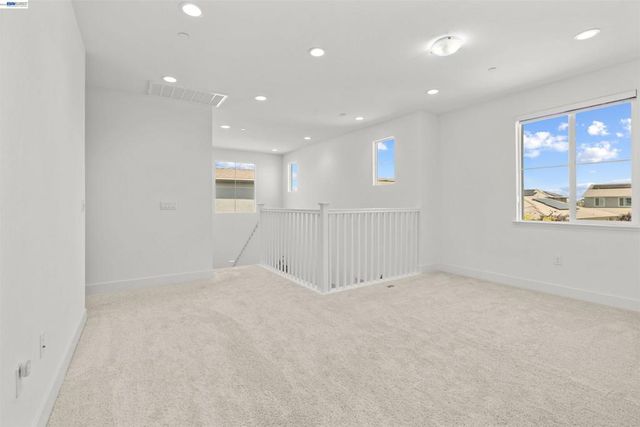 3482 Dobbins Ct, Lathrop, CA 95330