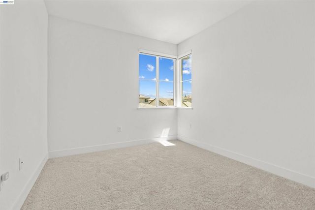3482 Dobbins Ct, Lathrop, CA 95330