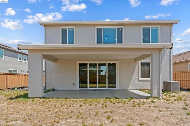 3482 Dobbins Ct, Lathrop, CA 95330