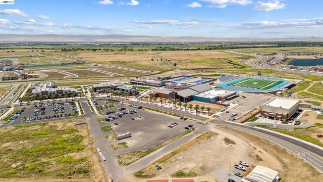 3482 Dobbins Ct, Lathrop, CA 95330