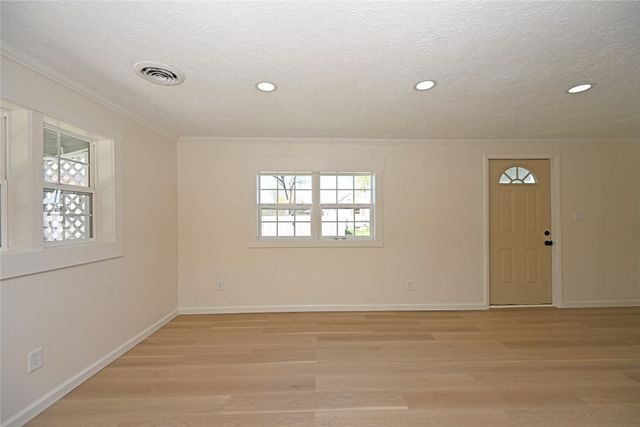 180 Priscilla Avenue, Clayton, OH 45415