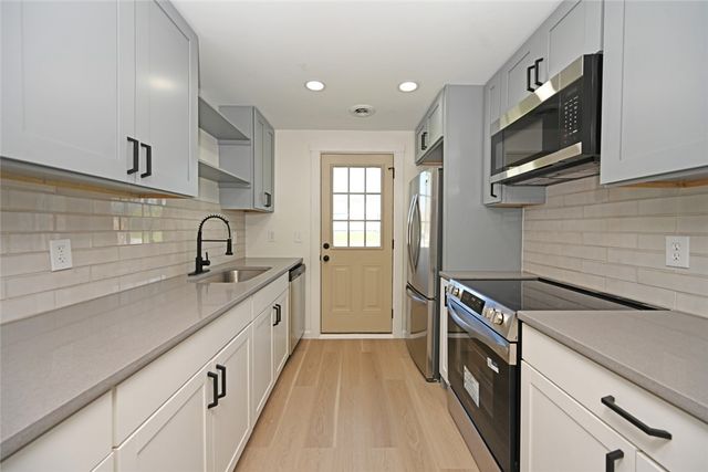 180 Priscilla Avenue, Clayton, OH 45415