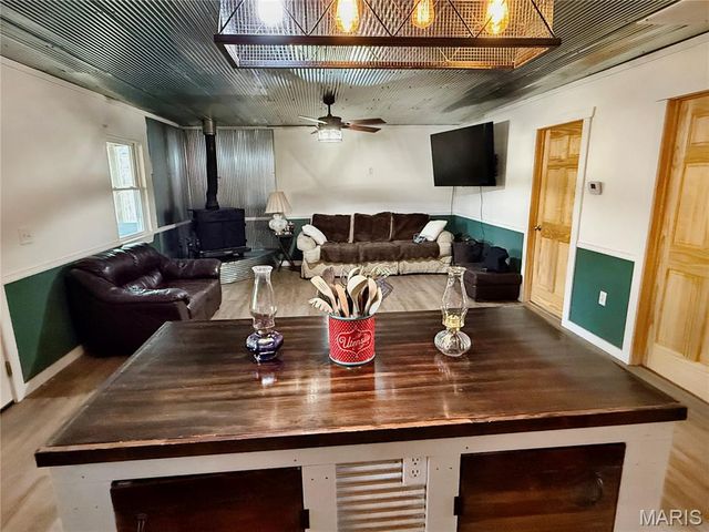 21503 Highway 28 W, Dixon, MO 65459