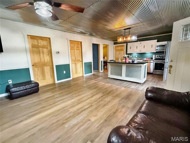 21503 Highway 28 W, Dixon, MO 65459