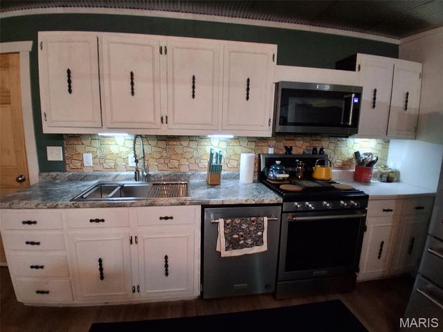 21503 Highway 28 W, Dixon, MO 65459