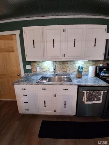 21503 Highway 28 W, Dixon, MO 65459