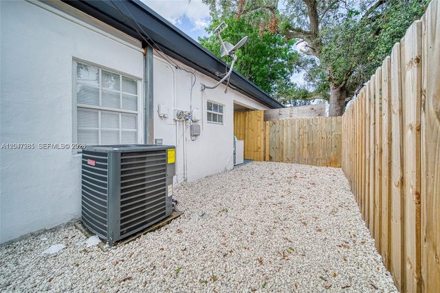 1747 NW 40th Street 1747, Miami, FL 33142
