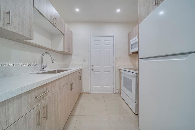 1747 NW 40th Street 1747, Miami, FL 33142