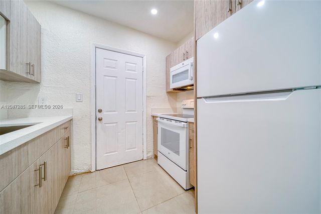1747 NW 40th Street 1747, Miami, FL 33142