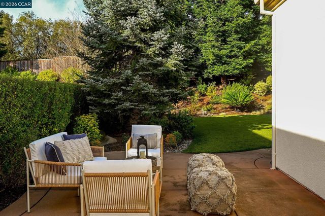 419 Fuchsia Ln, San Ramon, CA 94582