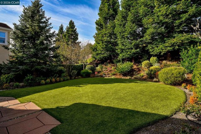 419 Fuchsia Ln, San Ramon, CA 94582